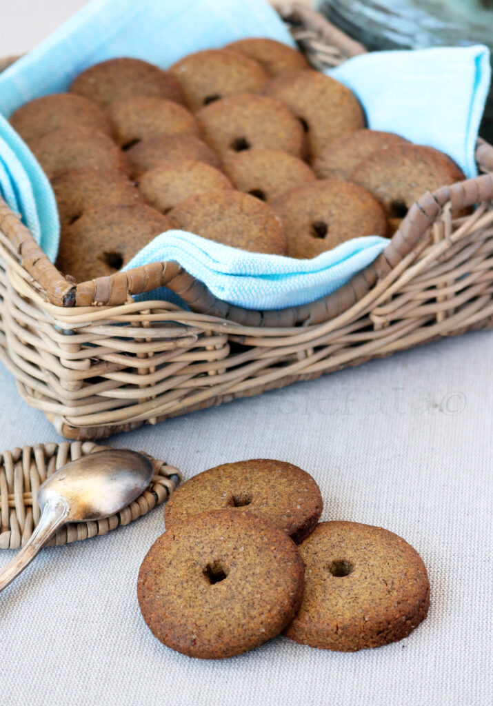 biscotti rustici alle tre farine
