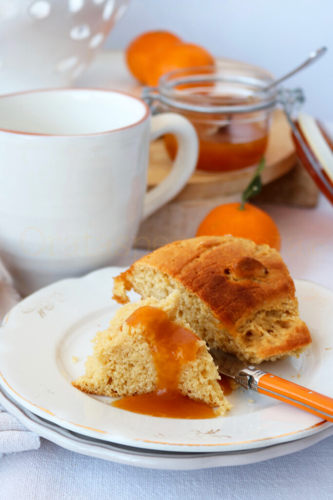 brioche di semola (con gelatina di mandarini)