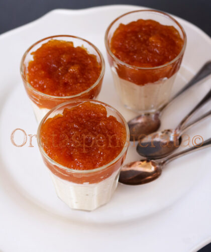 Mini dessert alla crema di riso e marmellata