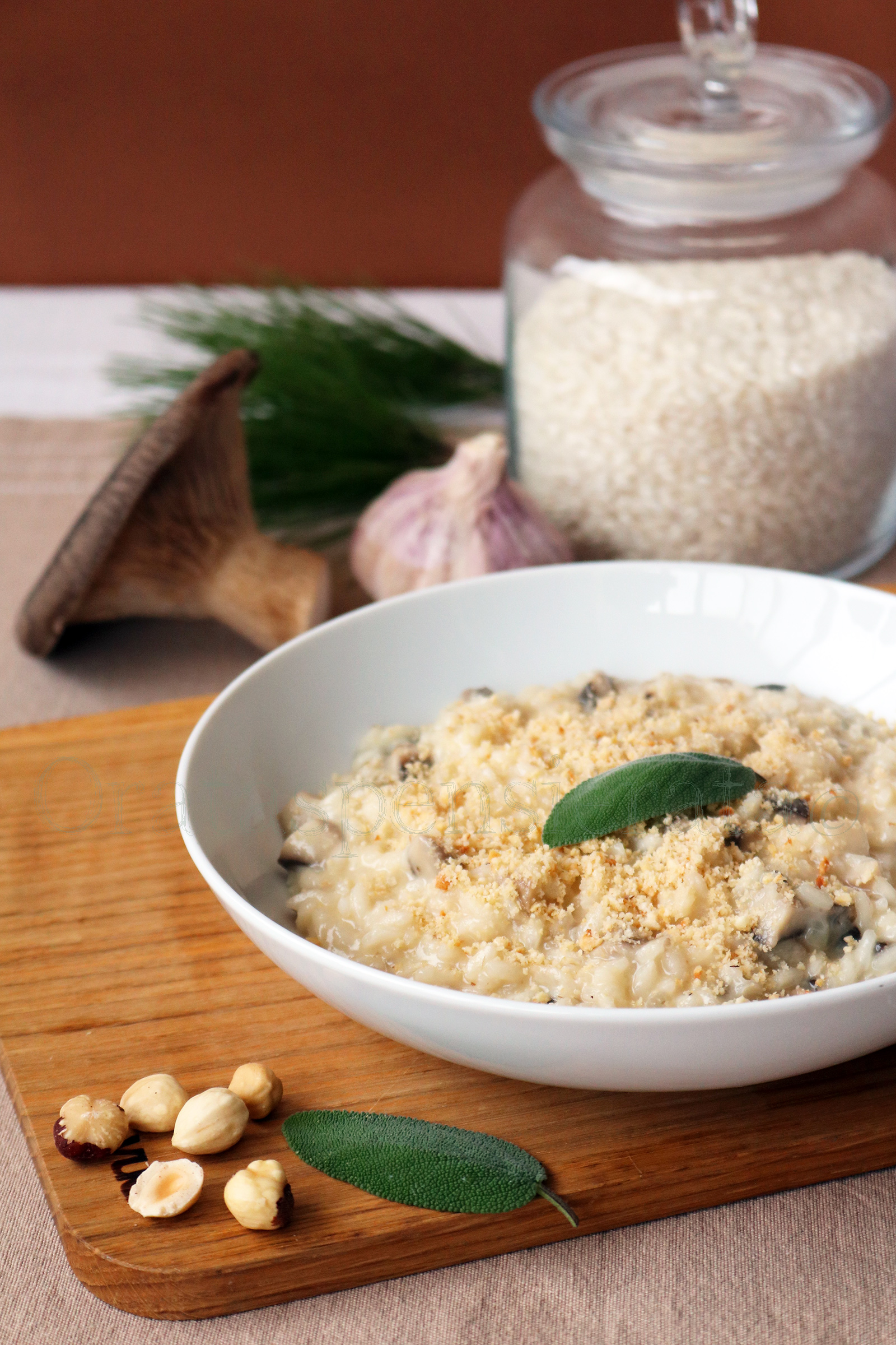 Risotto ai funghi e Taleggio con le nocciole