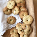 biscotti con farina di ceci e pistacchi