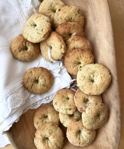 biscotti con farina di ceci e pistacchi