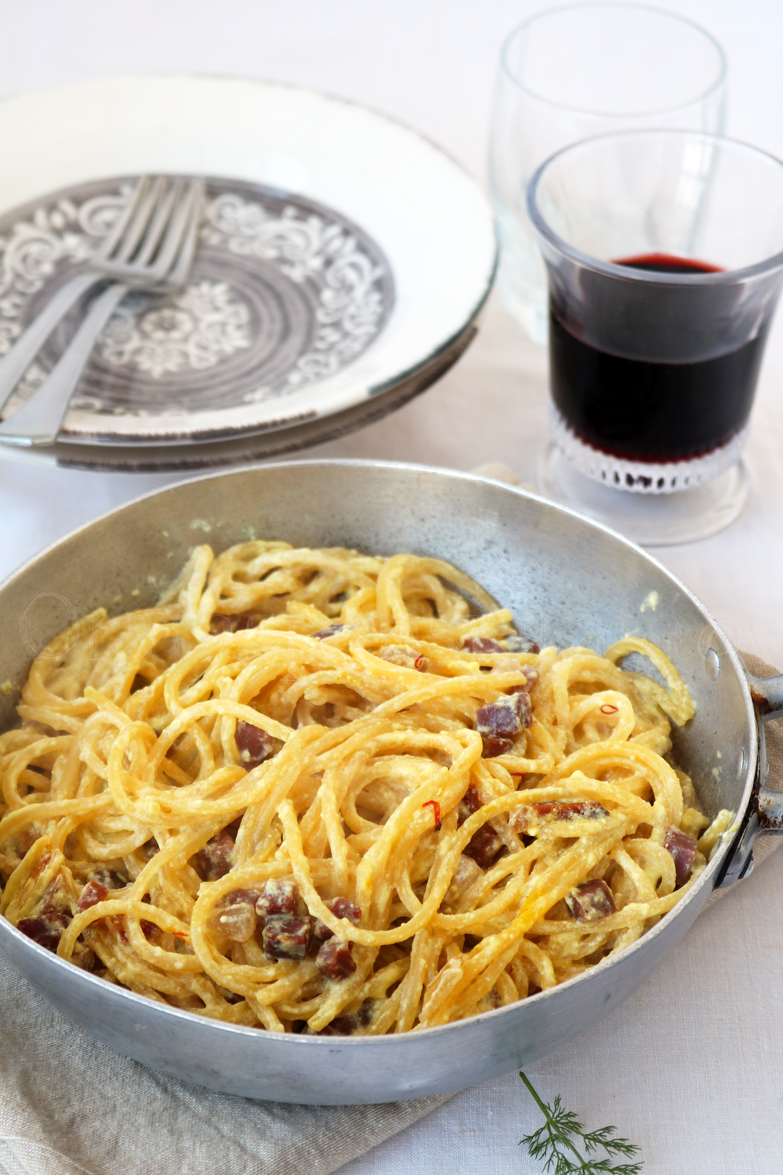 Spaghetti al prosciutto al profumo di finocchie