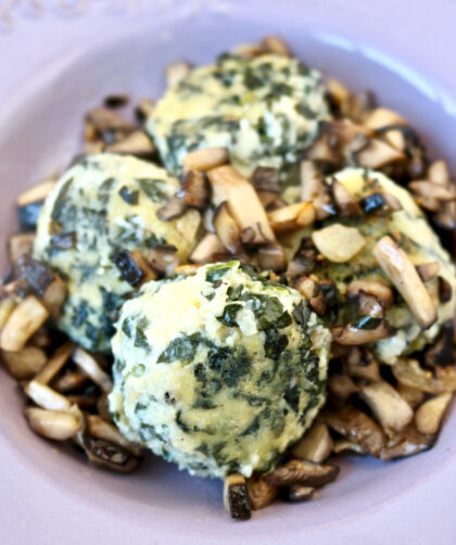 polpettine di cavolo nero e ricotta con i funghi