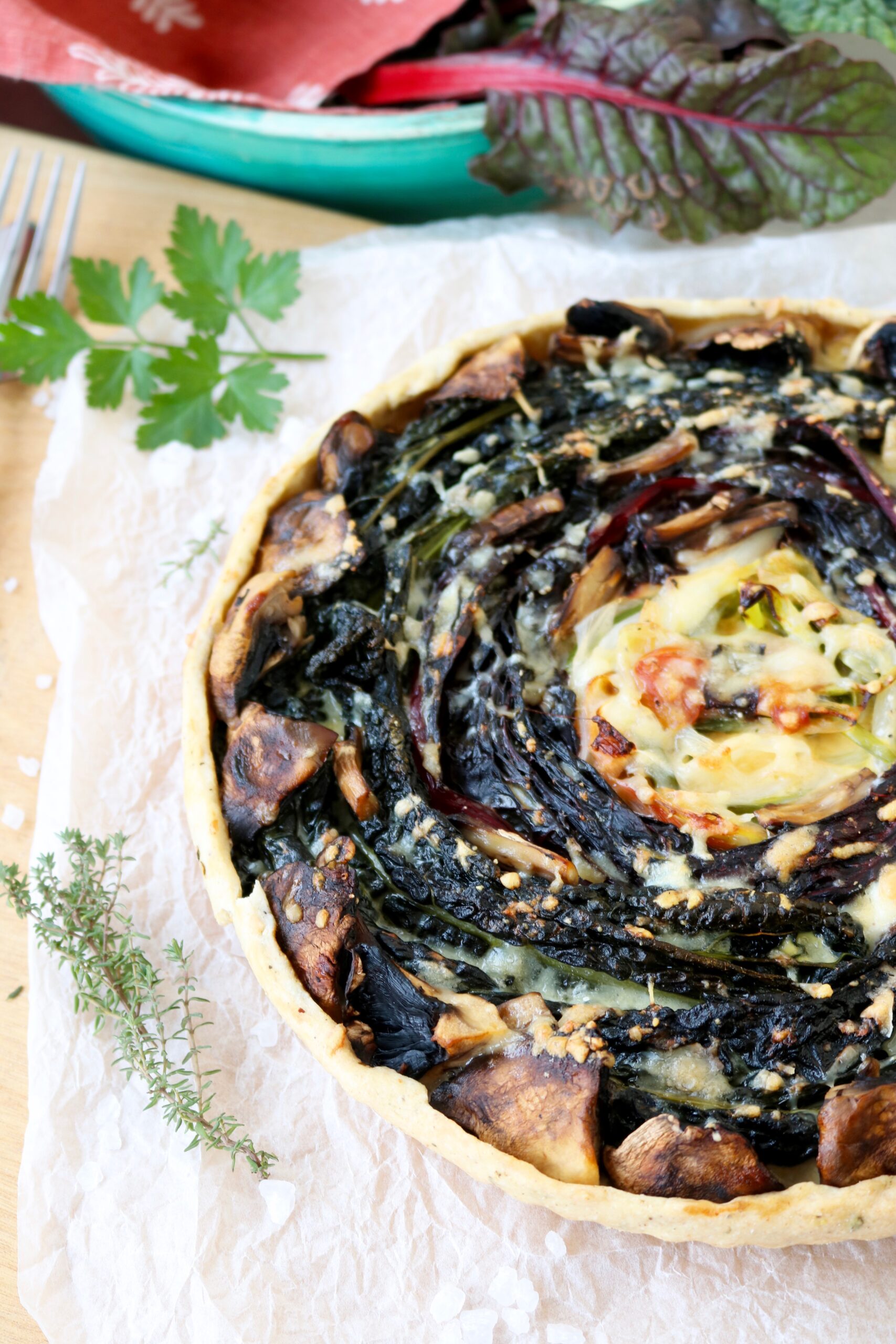 torta salata con pasta allo za'atar