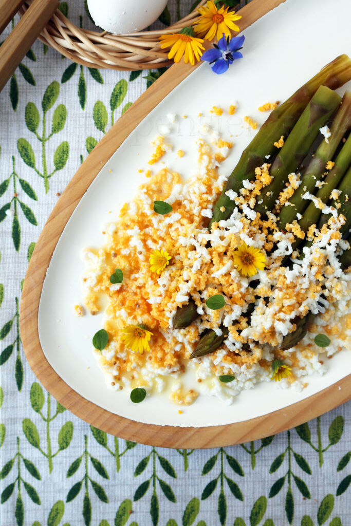 Asparagi alla moda delle Fiandre